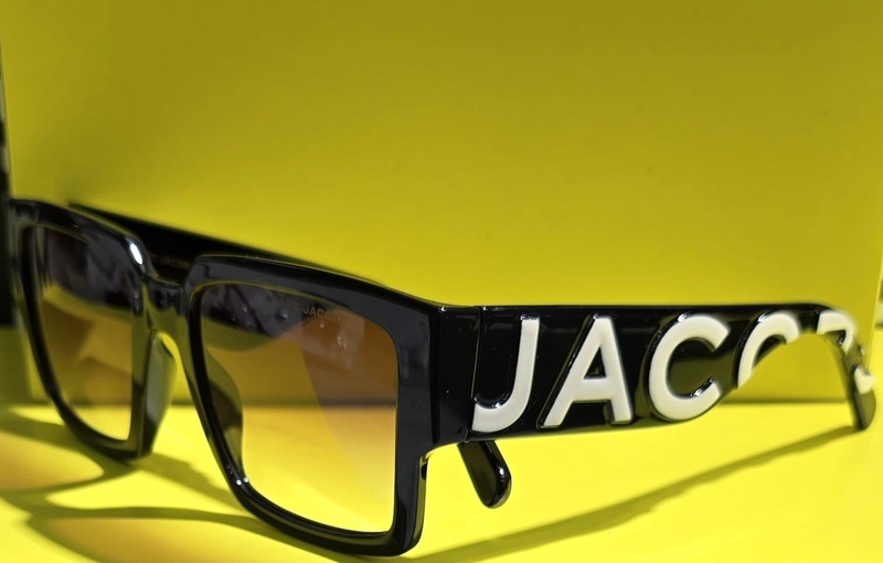 Marc Jacobs 739 80S